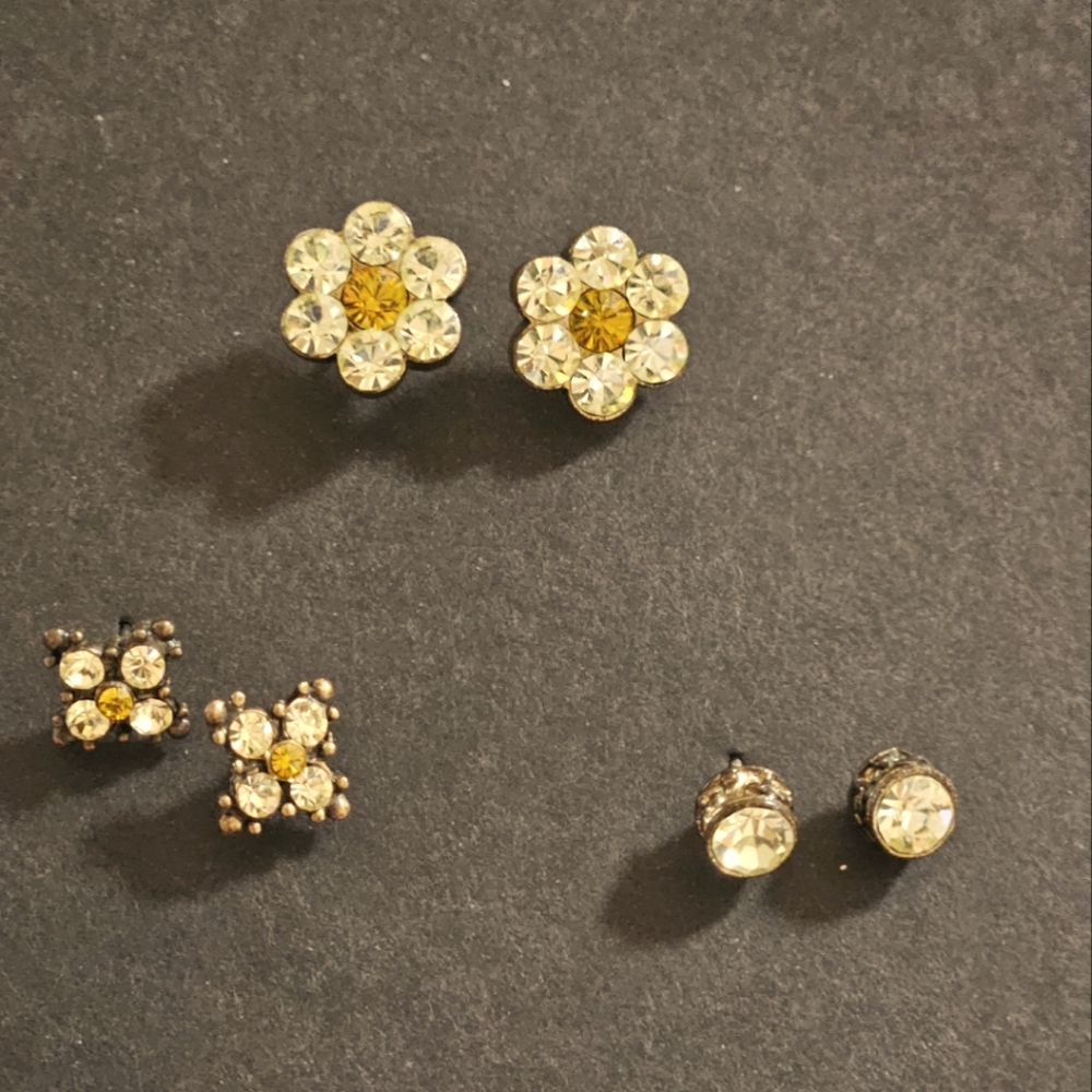 1928 Yellow Stone earrings 3 prs.
